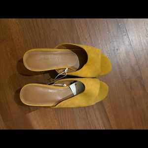 Yellow heeled sandals